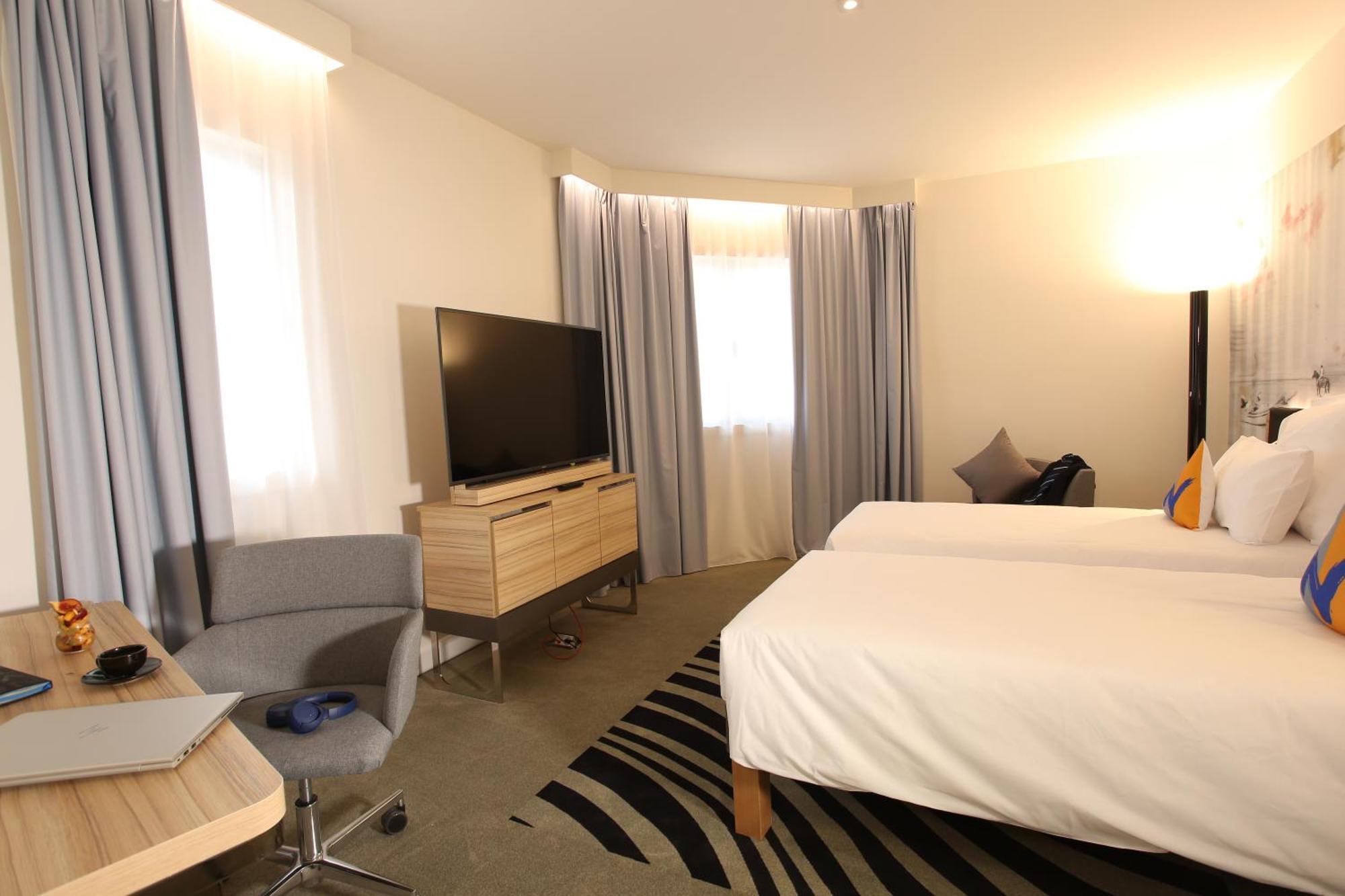 Novotel Tunis Lac Ngoại thất bức ảnh