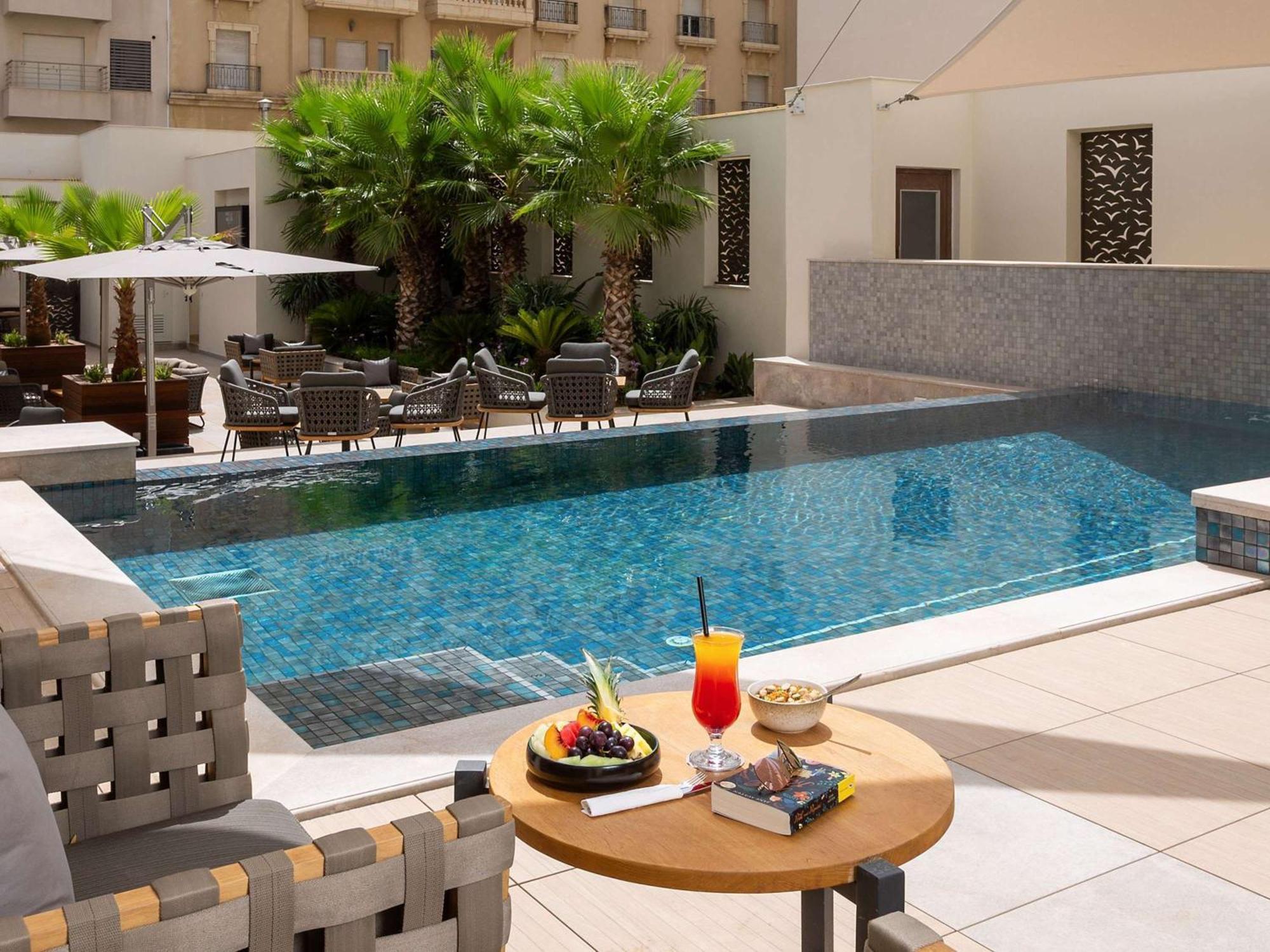 Novotel Tunis Lac Ngoại thất bức ảnh